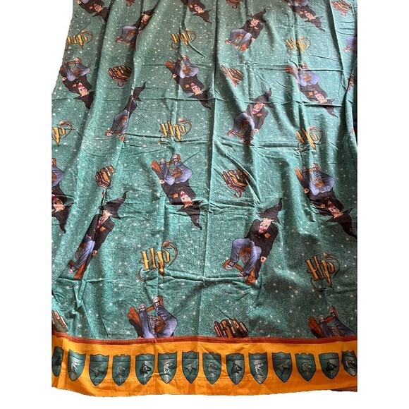 Vintage Harry Potter Twin Bedding Flat Flannel Sheet Sorting Hat Houses - Picture 2 of 4